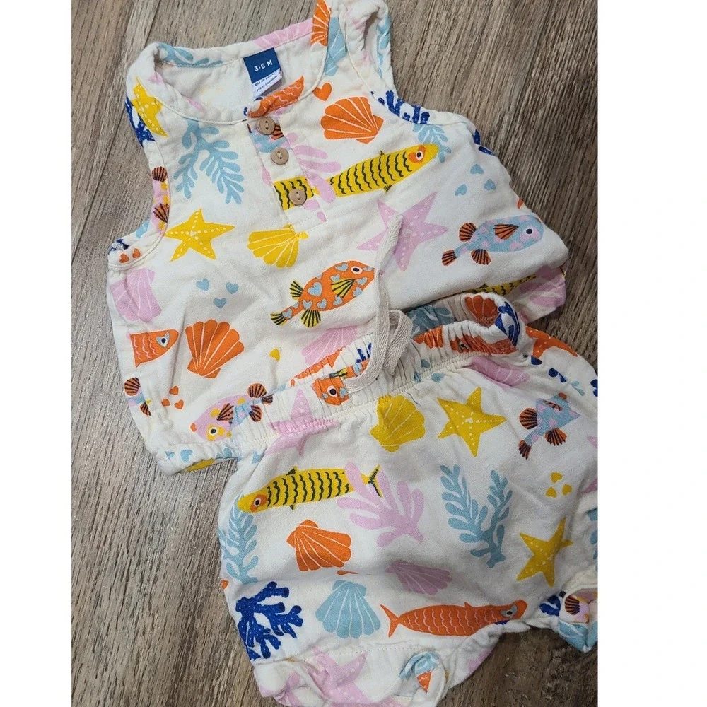 Old Navy Baby Gauze Henley Tank and Bloomer Set Sea Life Print 3-6 Months